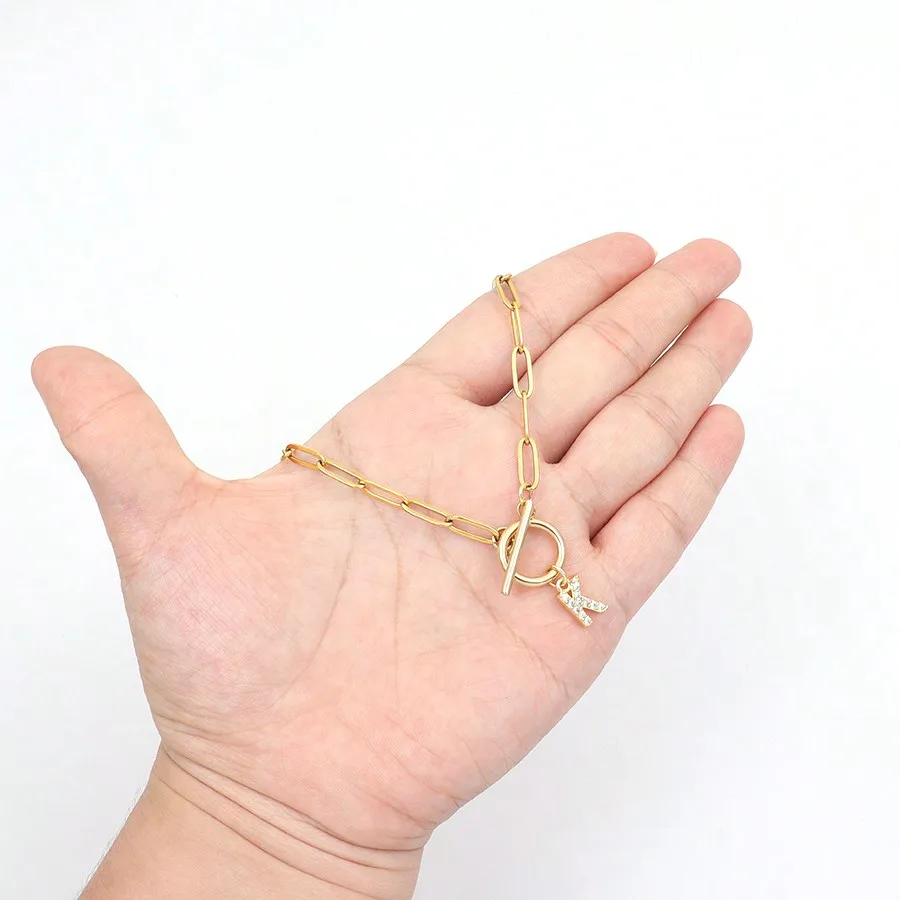 26 A-Z الأولي قلادة قلادة الفولاذ المقاوم للصدأ تبديل المشابك مشبك ورق سلسلة المختنق رسالة قلادة للنساء هدايا