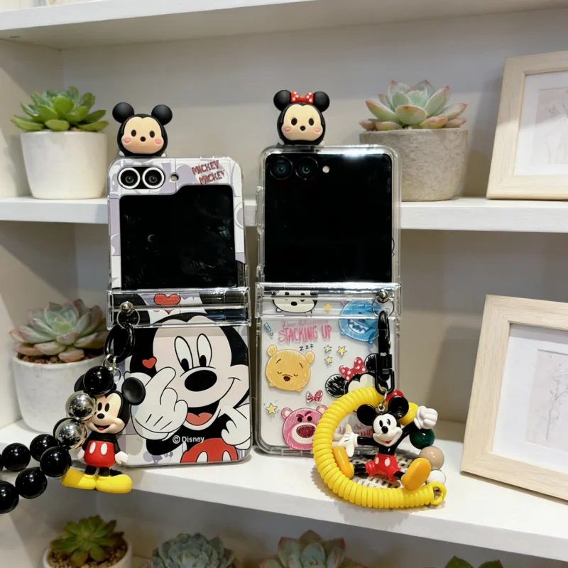 

Cute Couple Cartoon Funny Mickey Minnie Clear folding Phone Case For Samsung Z Flip 3 4 5 6 7 FE Lovely Winnie the Pooh Cover﻿