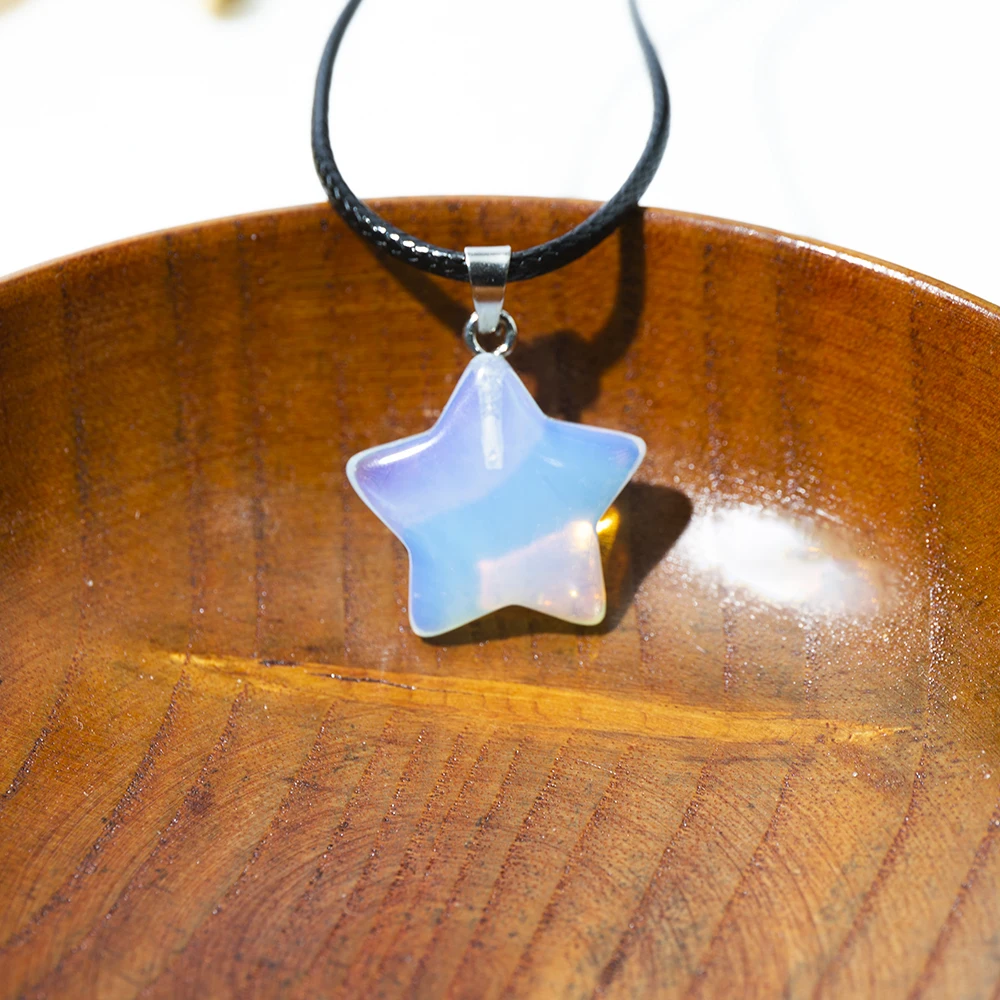 Natural Gem Three - Dimensional Five-pointed Star Necklace Multi - Color Lucky Star Pendant Simple Accessories Couple Crystal