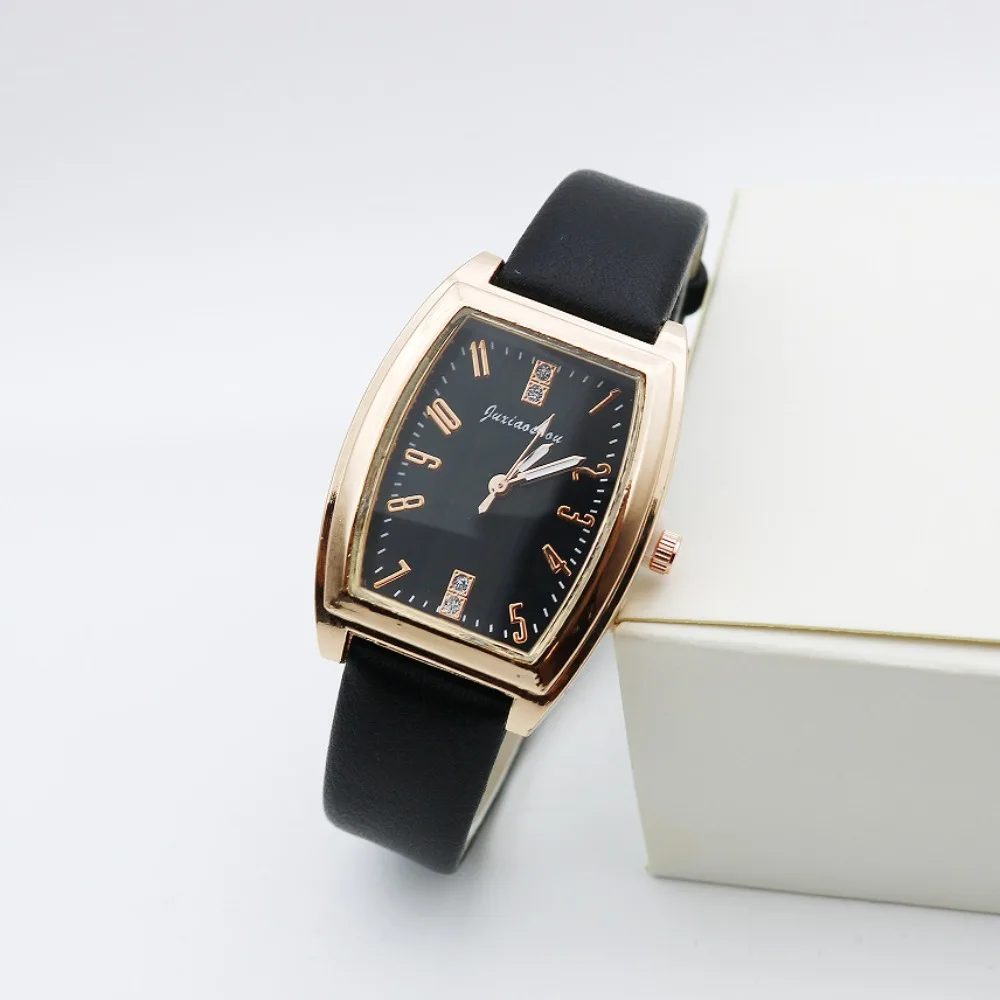 Elegant Retro Women's Watch with Diamonds Square Quartz Watch Leather Digital Wrist Watches for Women Ladies Gifts