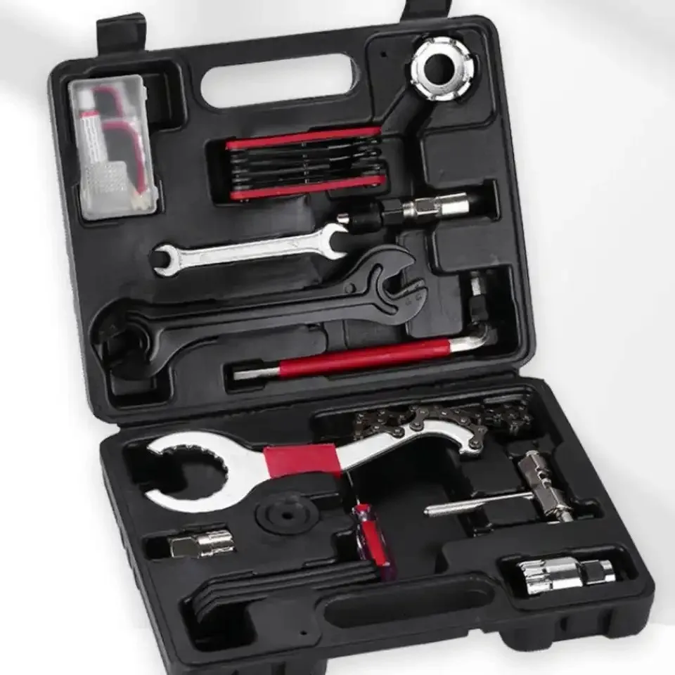 Image of 17-in-1 Fahrrad-Reparatur-Werkzeugset, Professionelles Fahrrad-Wartungsset mit Kettenbrecher, Kurbelabzieher, Speichenschlüssel, Kassettenentferner, Reifenhebern für MTB und Rennräder
