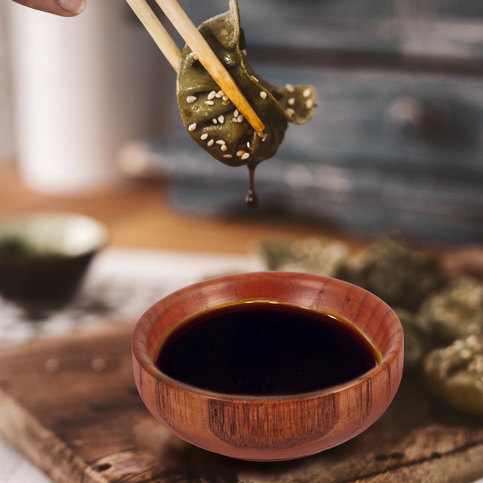 

2Pcs Round Wooden Sauce Dishes Smooth Surface Stackable Seasoning Container Ideal for Vinegar Sauces Snacks Family Party Use