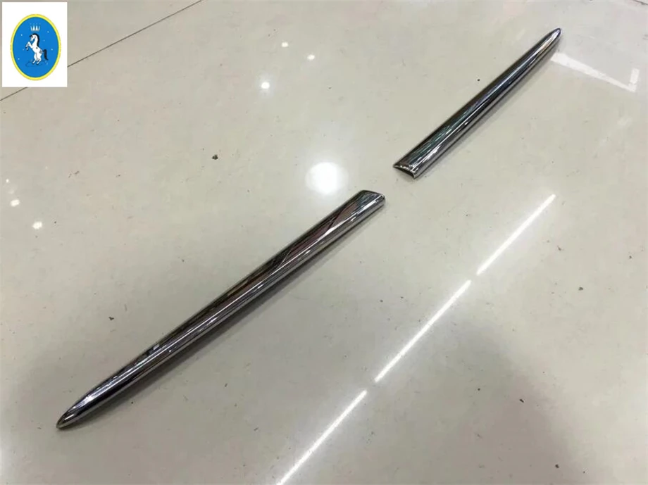 

Chrome Car Front Center Bumper Grille Grill Mesh Stripes Panel Cover Trim For Mazda 2 Demio 2015 - 2023 ABS Exterior Accessories