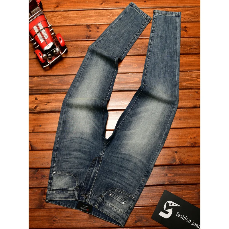 

Высококачественные мужские джинсы, летние эластичные джинсы в стиле ретро, модные брендовые повседневные облегающие длинные брюки с вышитым принтом, маленькие длинные брюки