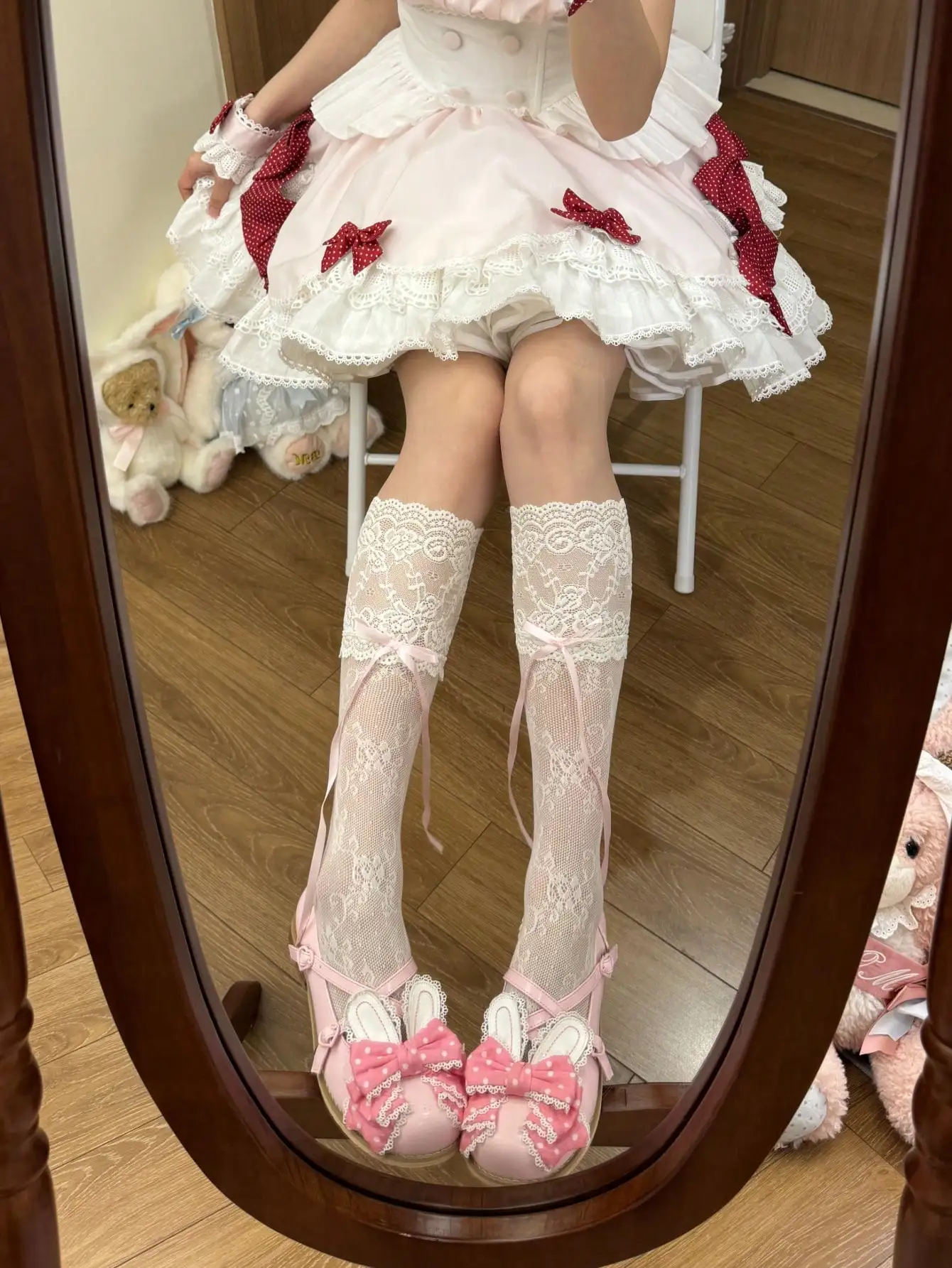 

1 Pair Women's Thin Lace Floral Mesh Hollow Long Socks, Lolita JK Style Cute & Versatile For Spring/Summer