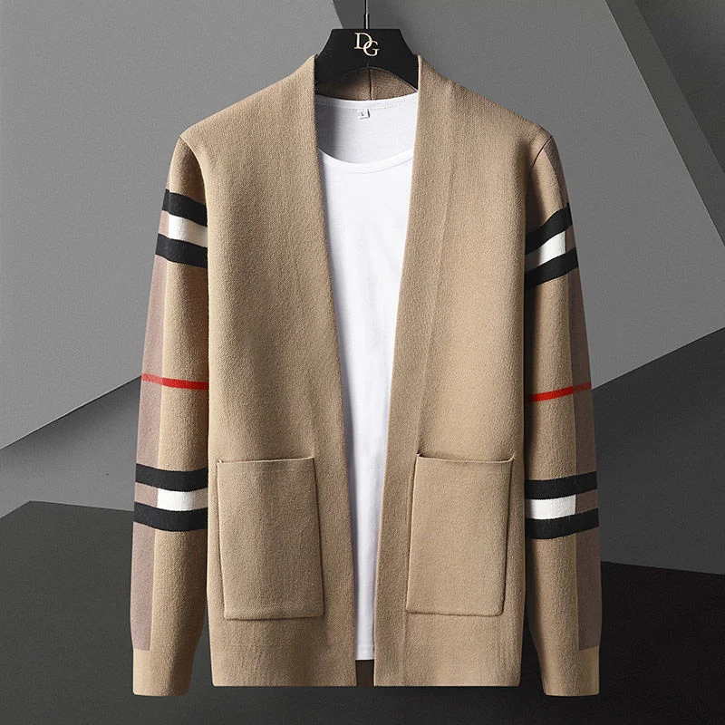 2023 Autumn Winter England Style Pocket Men Cardigan Fashion Brand Cardigan Plus Size Spliced Color Cardigan Knit Jacket