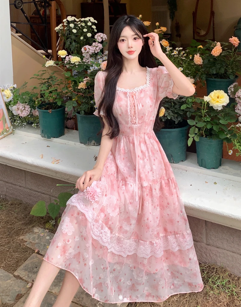 

Miiiix French Fashion Lace Patchwork Dress 2024 New Sweet Floral Square Neck High Waisted Slimming Dresses Female Clothing