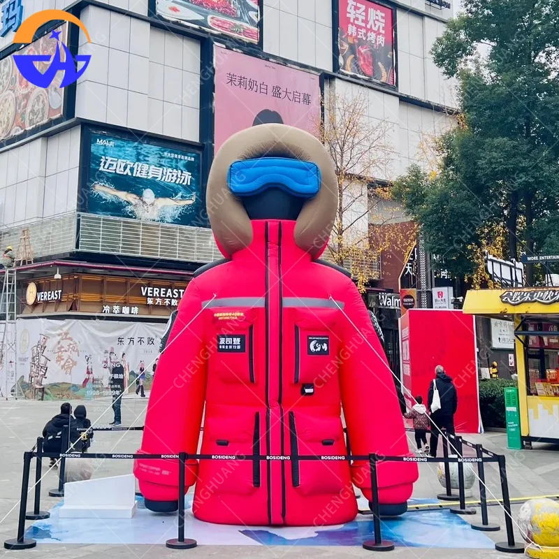 

Большой надувной реалистичный пуховик, зимнее украшение для торговых центров, наружные живописные места, коммерческие мероприятия
