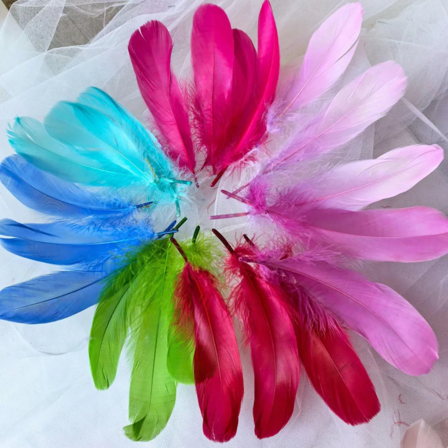 100pcs Natural Goose Feathers 5-15cm Colourful Small Swan Feather for Home Decoration Craft DIY Party Jewelry Decoration 3Size