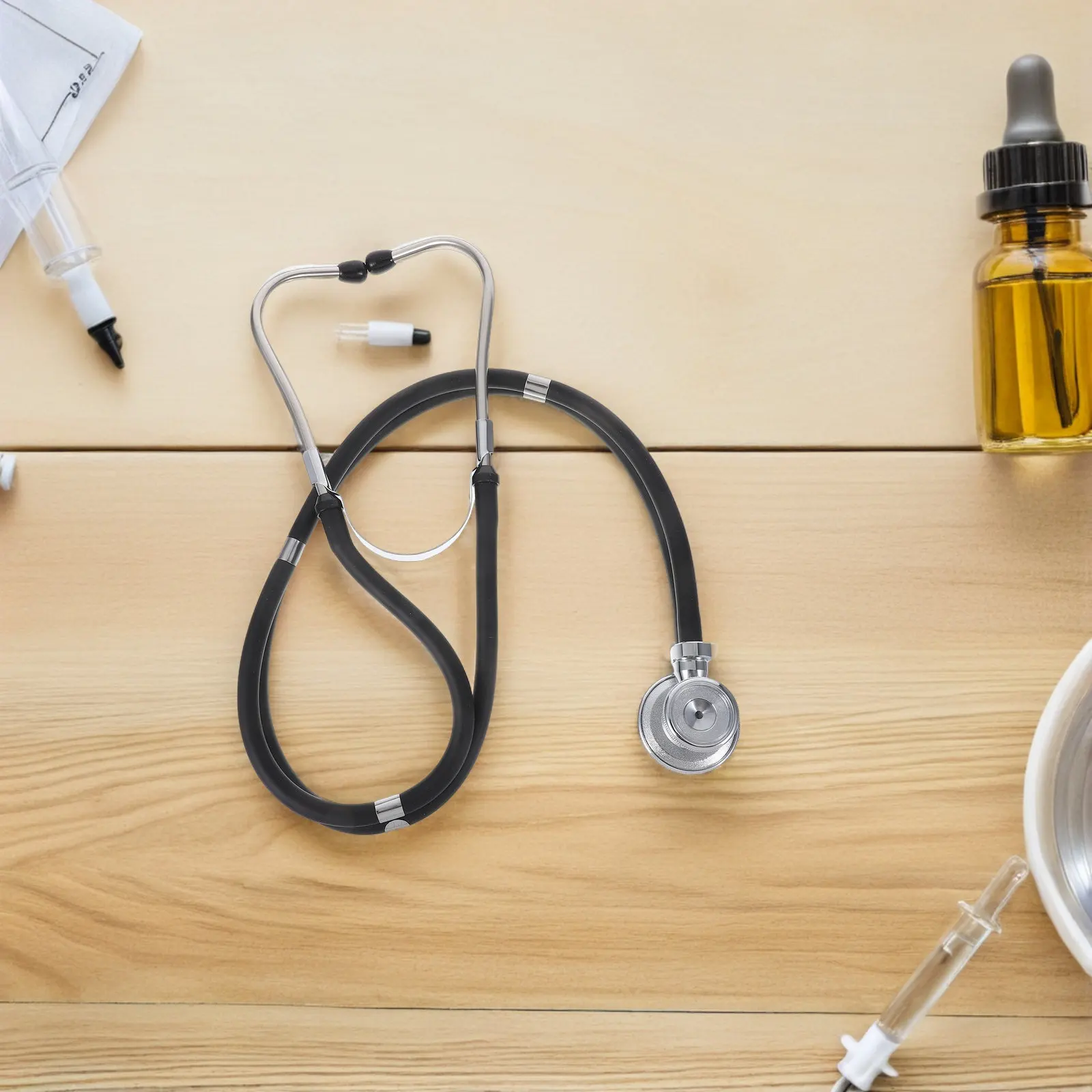 

Кардиологический стетоскоп с двумя головками: медицинский инструмент для врачей, медсестер, студентов. Усиленное качество звука, прочная конструкция из АБС-пластика.