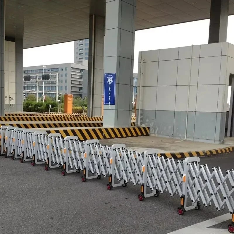 Modern Stainless Steel Barricade Telescopic Highway Guardrail for Mall Use Manual Push-Pull Retractable Shrink Gate