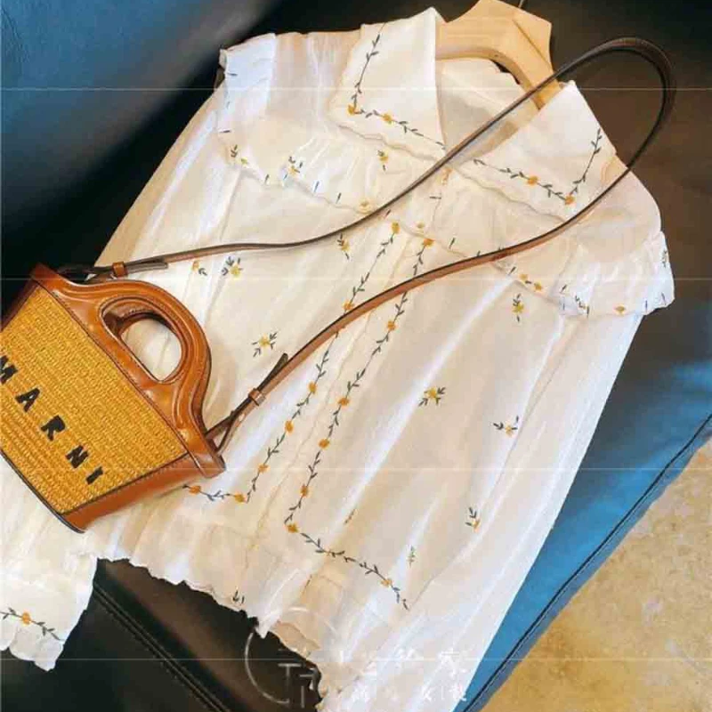 Lovely Shirts Women New Spring Students Vintage Embroidery Designed Crop All-match Casual French Literary Female Gentle Popular