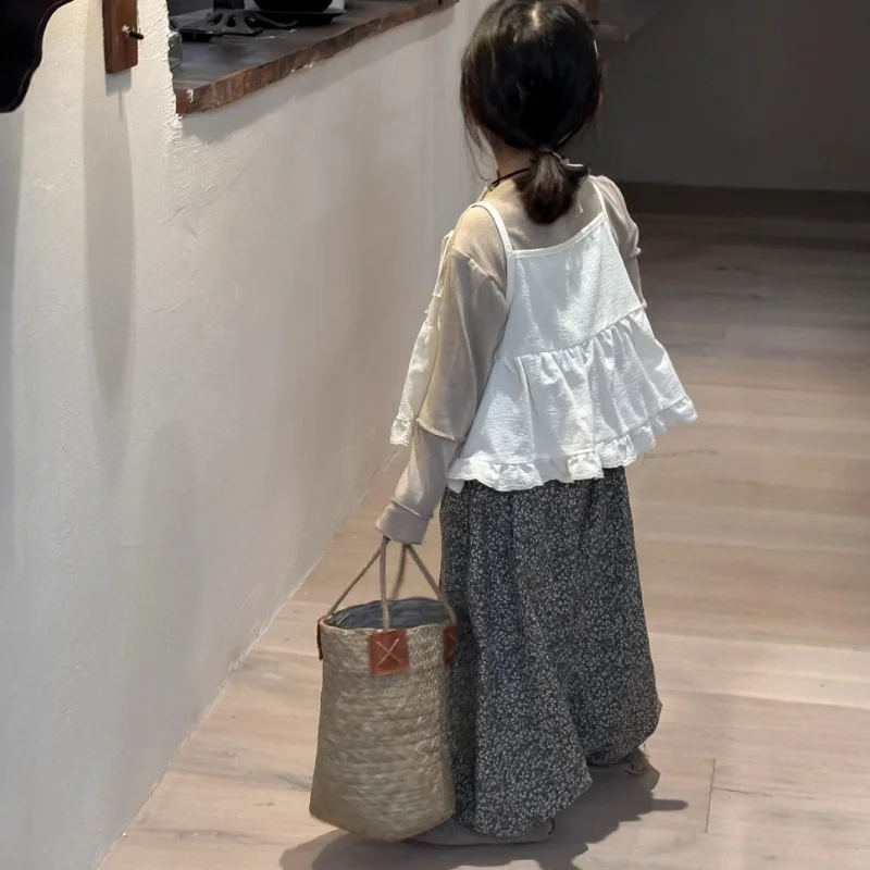 

Wooden Knot Forest Style Girls' Outfit2025Spring New Fashionable Children's Camisole Long Sleeve Top Floral Pants Trendy