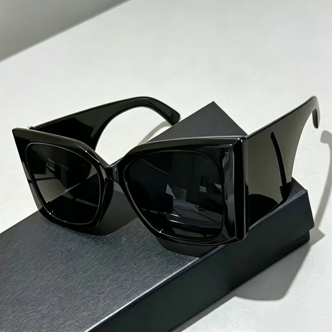 

Солнцезащитные очки Brand Discount M119, спортивные, с защитой от ультрафиолета UV400, для велоспорта, унисекс, квадратные, для рыбалки, походов, бега, антибликовые.