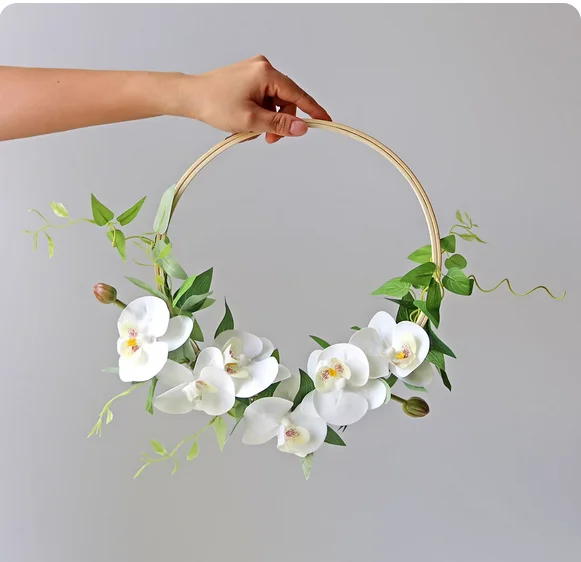 Hand-feel Phalaenopsis ring wall decoration simulation silk flower wedding photography props hand-in-hand fake flower shop windo