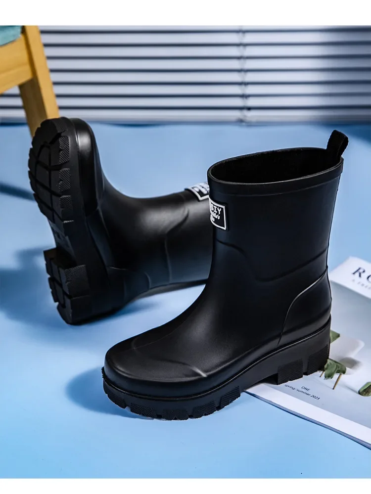 2026 Modische koreanische Damen-Regenstiefel (Wadenhöhe) mit dicker Sohle, verschleißfest, rutschfest, wasserdicht, für die Autowäsche geeignet – Detail 37