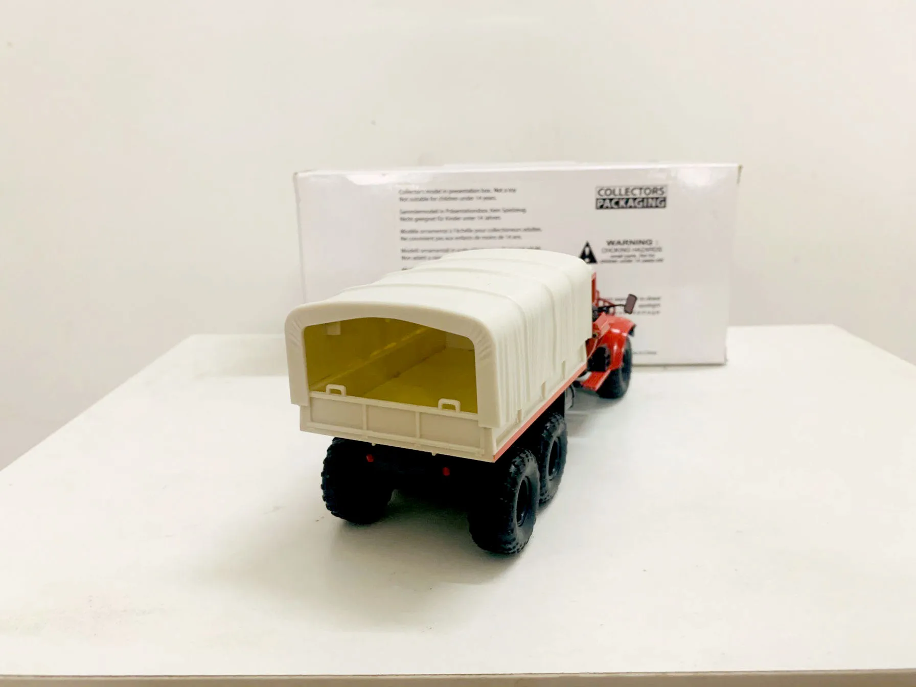 Kraz 255V B.T. Timber Carrying Vessel 1:43 Scale Die-Cast Model Truck New in Box