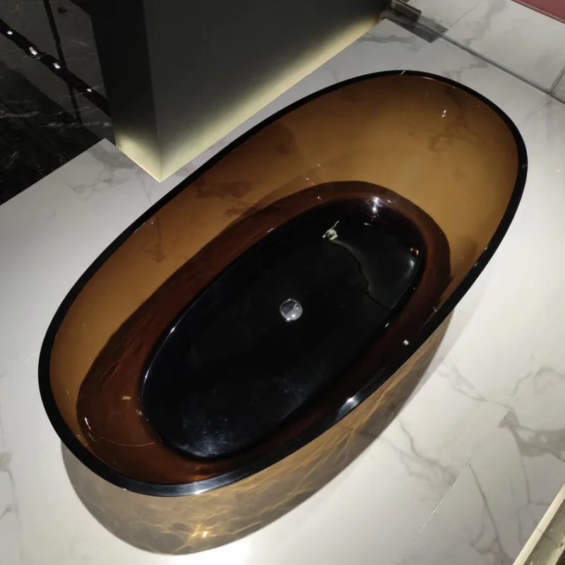 Use of easy-to-clean adult portable bathroom tub with freestanding clear tub