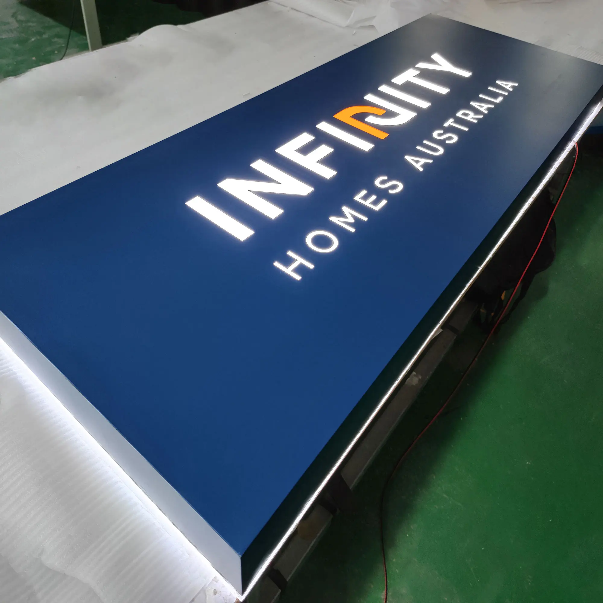 Drop Shipping Popular Customized Acrylic Frontlit Lightbox Painted Color Led Double Lit Signages Shopfront Signboard