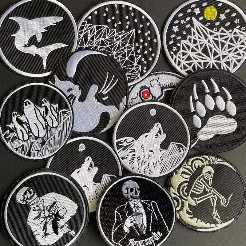 10PC/Black Fabric Applique Round Badges Clothes Stickers,Wolf,Penguin,Mountain Embroidery Iron On Patches For Clothing,Backpack