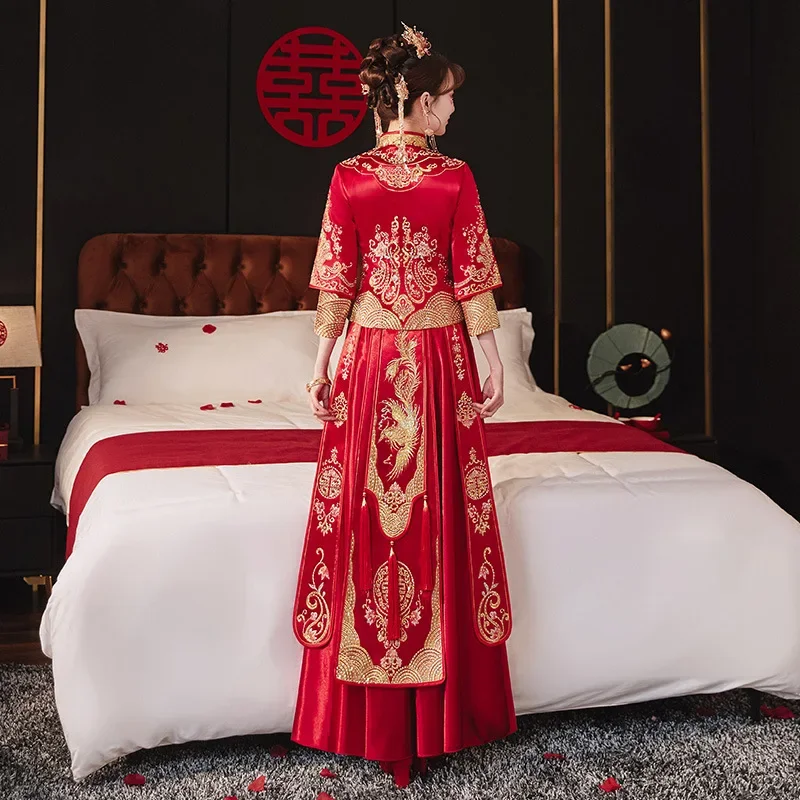 

Vintage Phoenix Embroidery Qipao Chinese Women Wedding Dress Red Classic Mandarin Collar Cheongsam