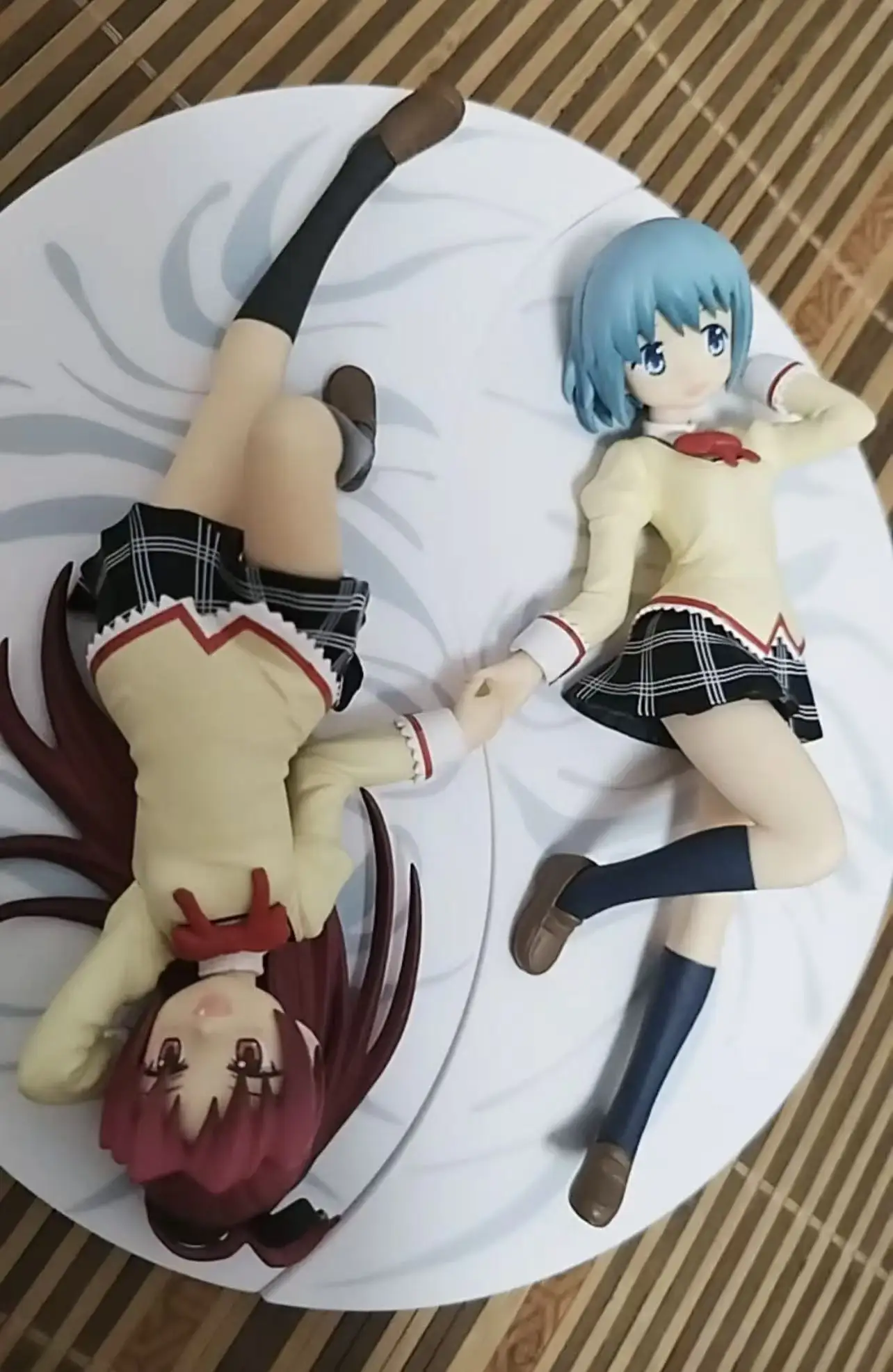 

In Stock Bandai Banpresto SQ Puella Magi Madoka Magica The Rebellion Story Miki Sayaka & Sakura Kyouko Anime Figure Model