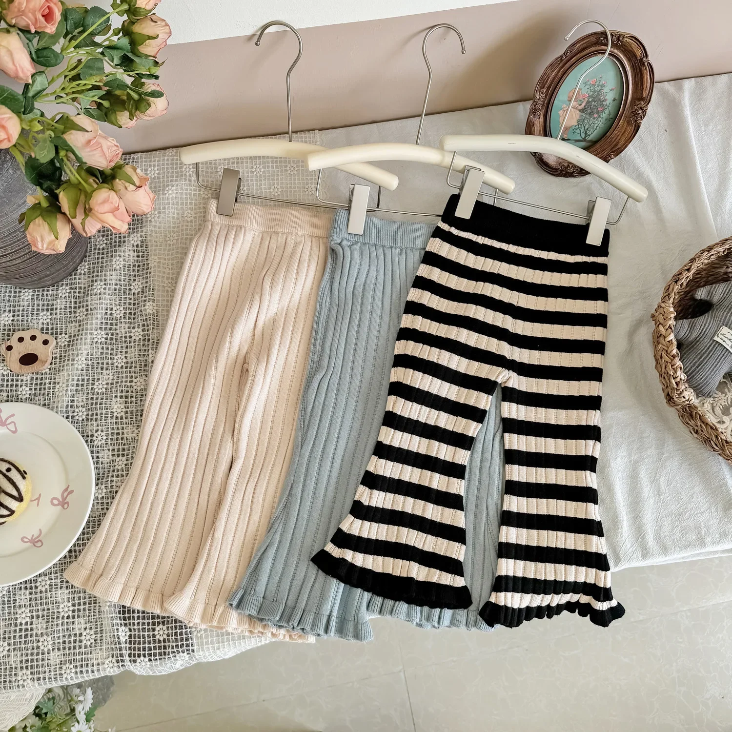 Autumn Baby Girls Knitted Flare Pants Korean Style Striped Children Elatic 2024 New Trousers