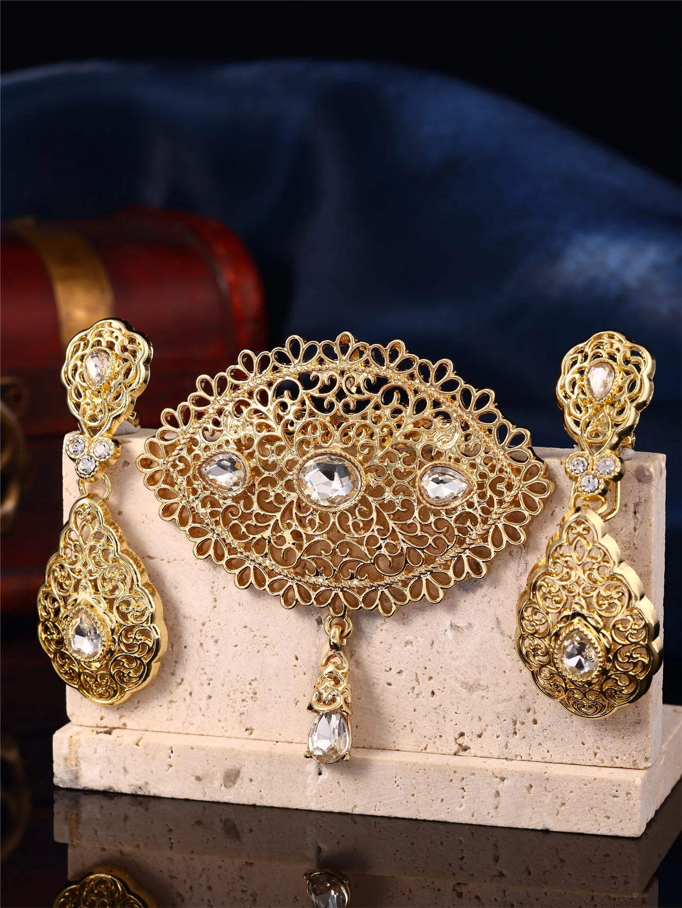 Moroccan Women's Brooch And Earring Set, Hand-Carved Brooch, Rhine Stone Earrings, Wedding Jewelry For Brides image 4