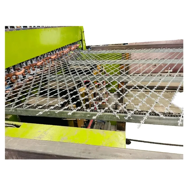 Yugong Cowan Customized Razor Barbed Wire Mesh Welding Machine
