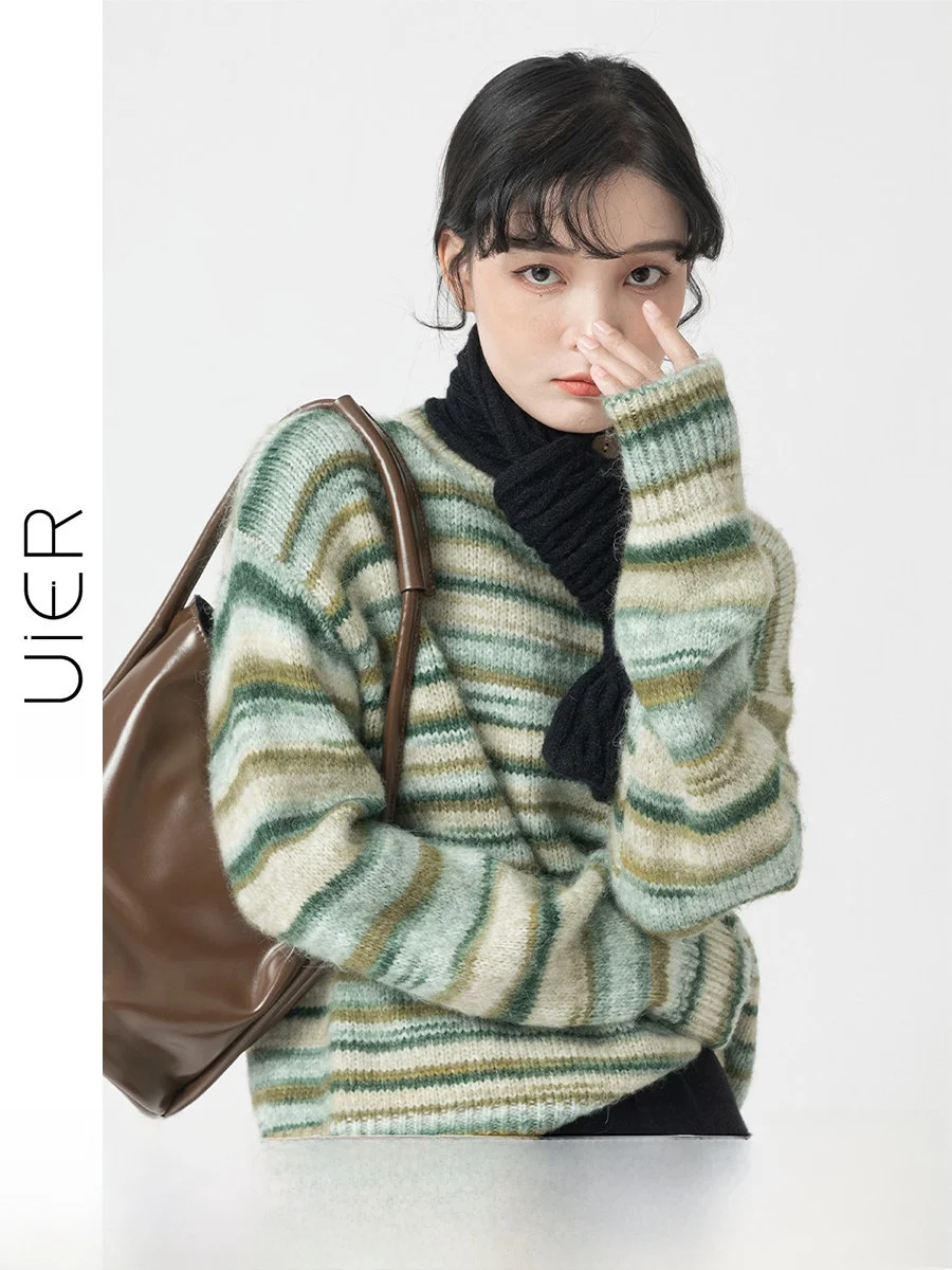 

Весна 2024, новый женский свободный вязаный свитер, цветной полосатый топ Lazy Sle High Sensation Long Sve round Ne Top