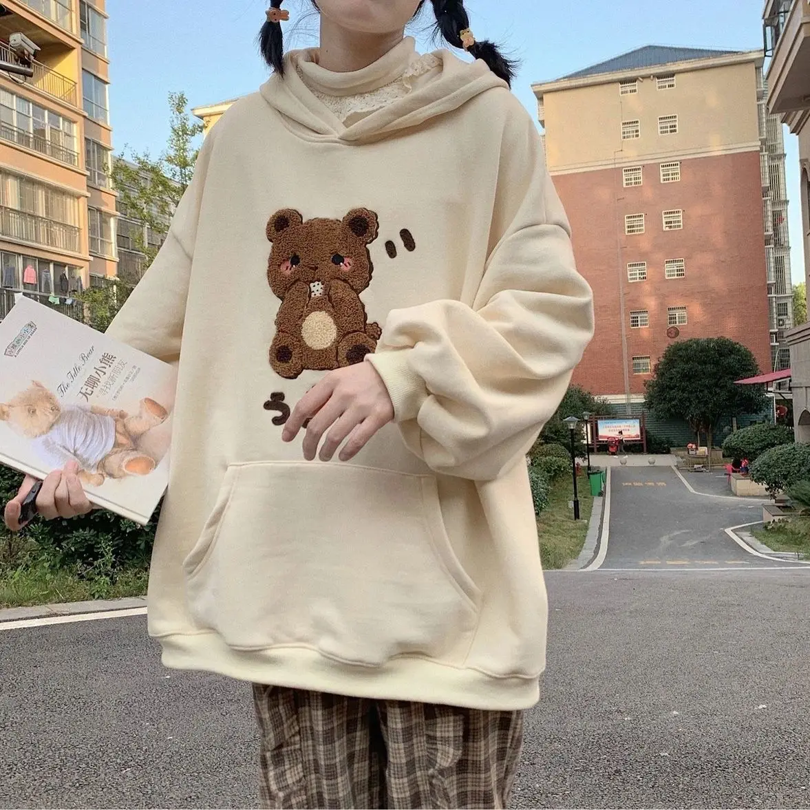 

2023 Cartoon Graphic Hoodie for Women Girl Loose Hooded Sweatshirt Kawaii Cute Pullover Autumn Clothing Spring Clothes