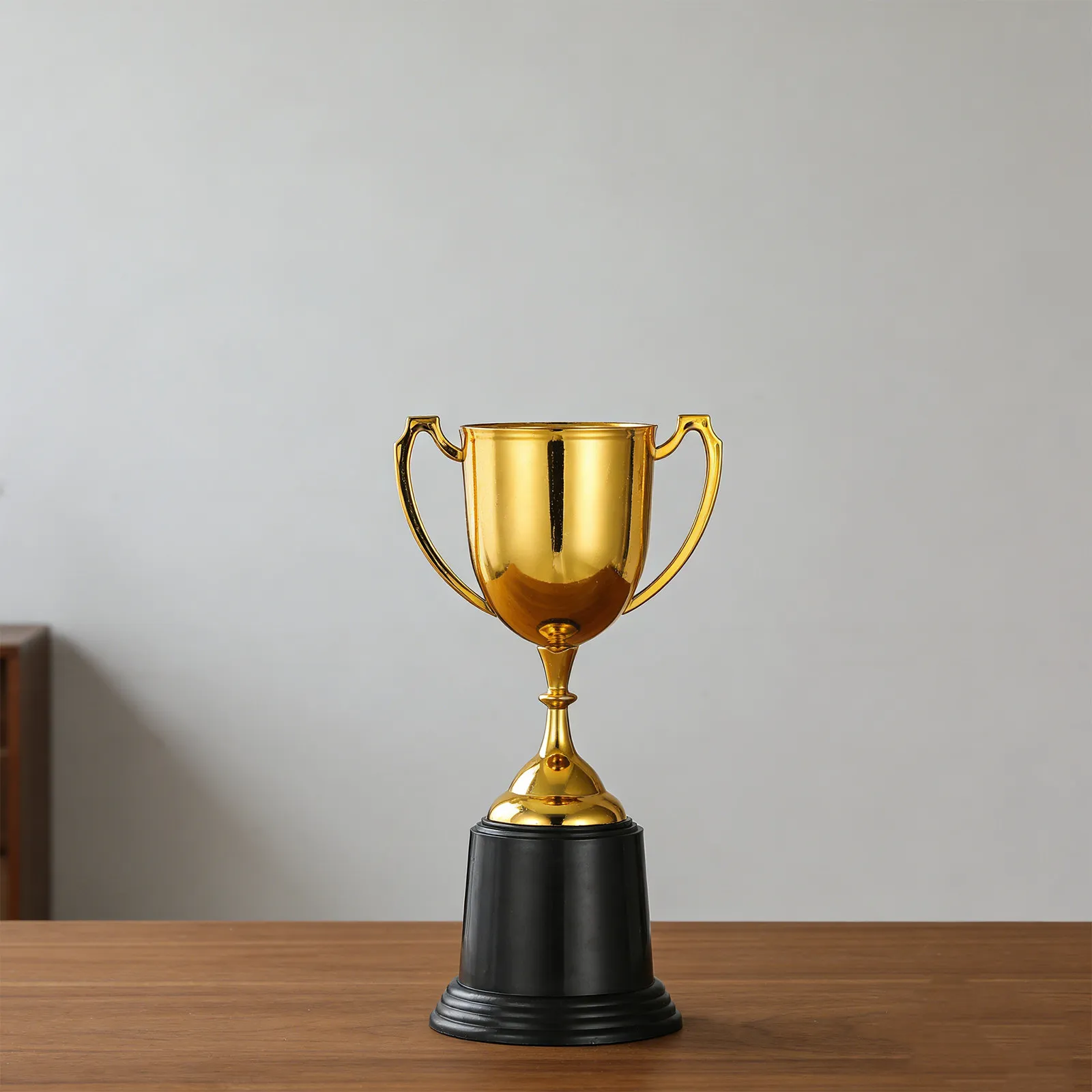 Plastic Trophy Award Cup Gold-Plated Winner Trophy for Games 22Cm First Place Award Small Game Night Prize Sports Competition