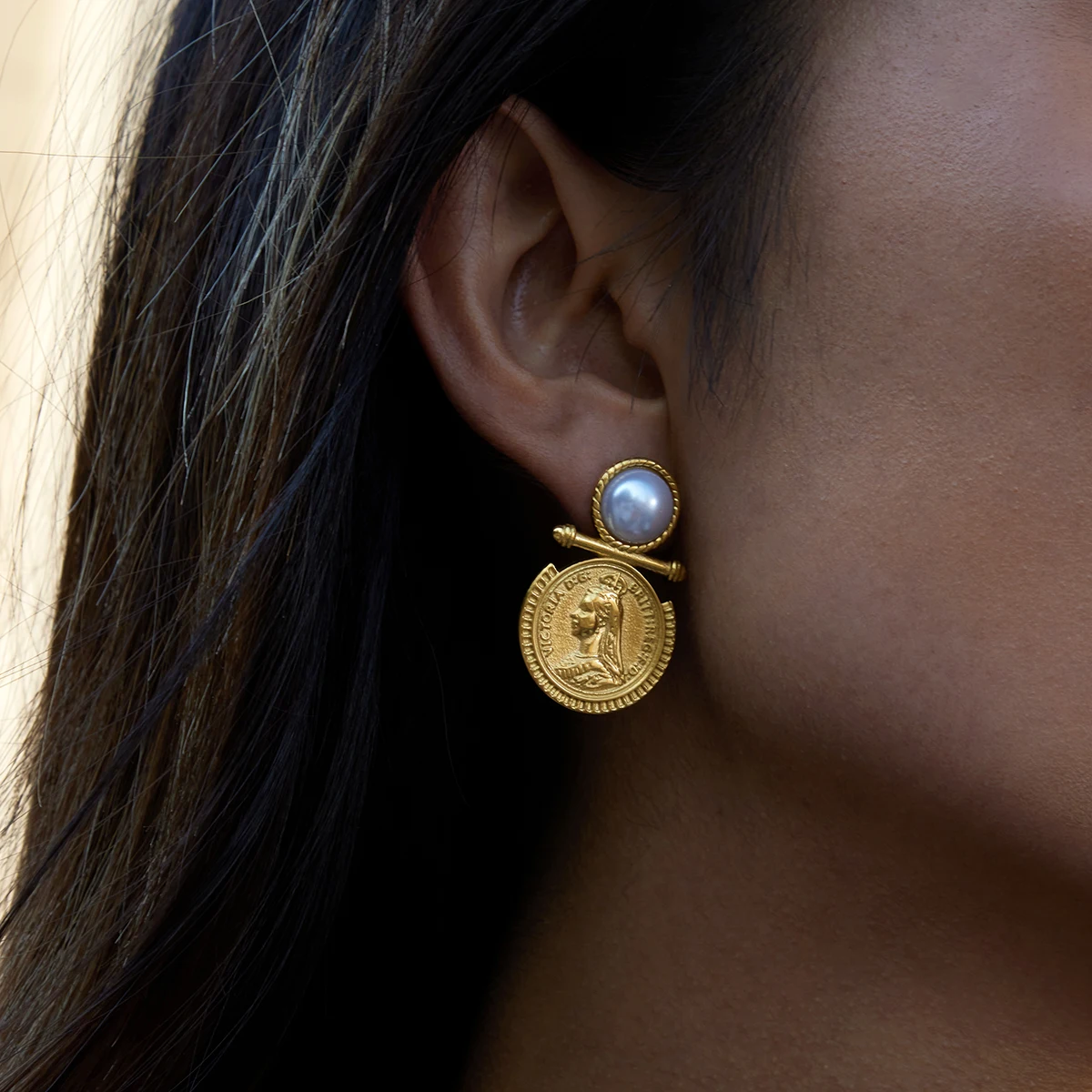 Yori Resin Imitation Pearl Portrait Coin Earrings  Daily Stainless Steel Trending Ear Jewelry Accessories New Gift