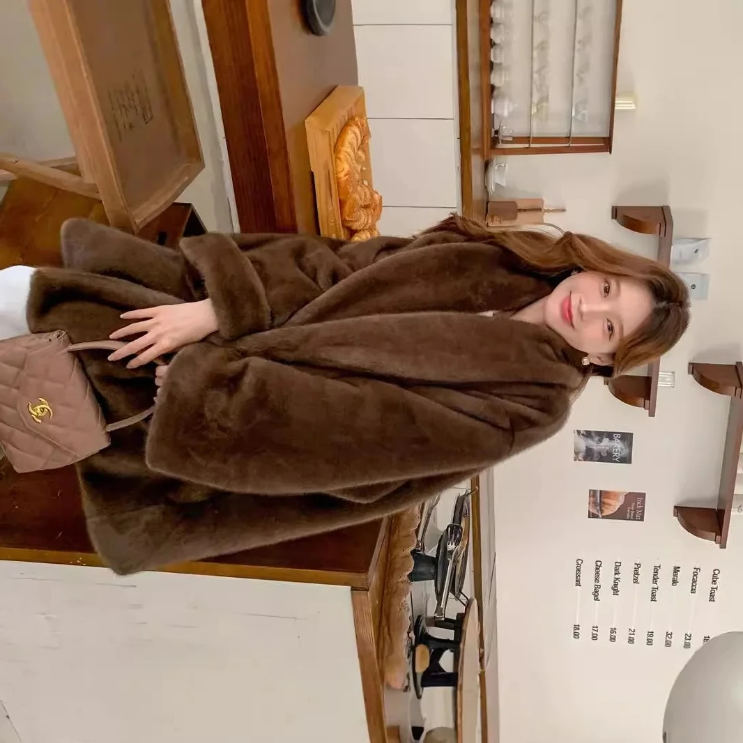 Mink Fur Coats Womens Winter Warm Faux Fur Jacket High Quality Oversized Rolled Sleeves Fluffy Outerwear Puffed Collar Clothing