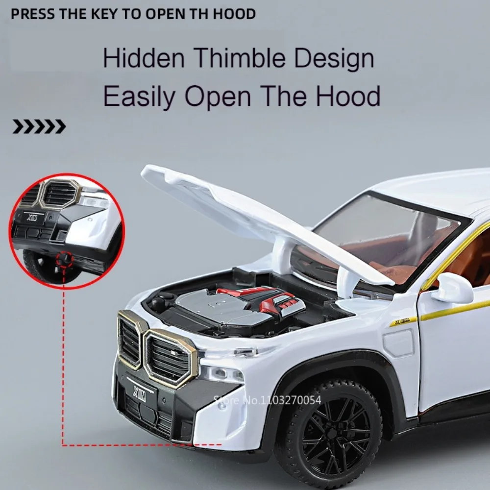 1:32 XM M8 Miniaturmodell aus Druckguss-Legierung, Auto-Ornament, Spielzeugtüren, geöffnet mit Ton, Licht, zurückziehbare Fahrzeuge, Geburtstagsgeschenk für Kinder