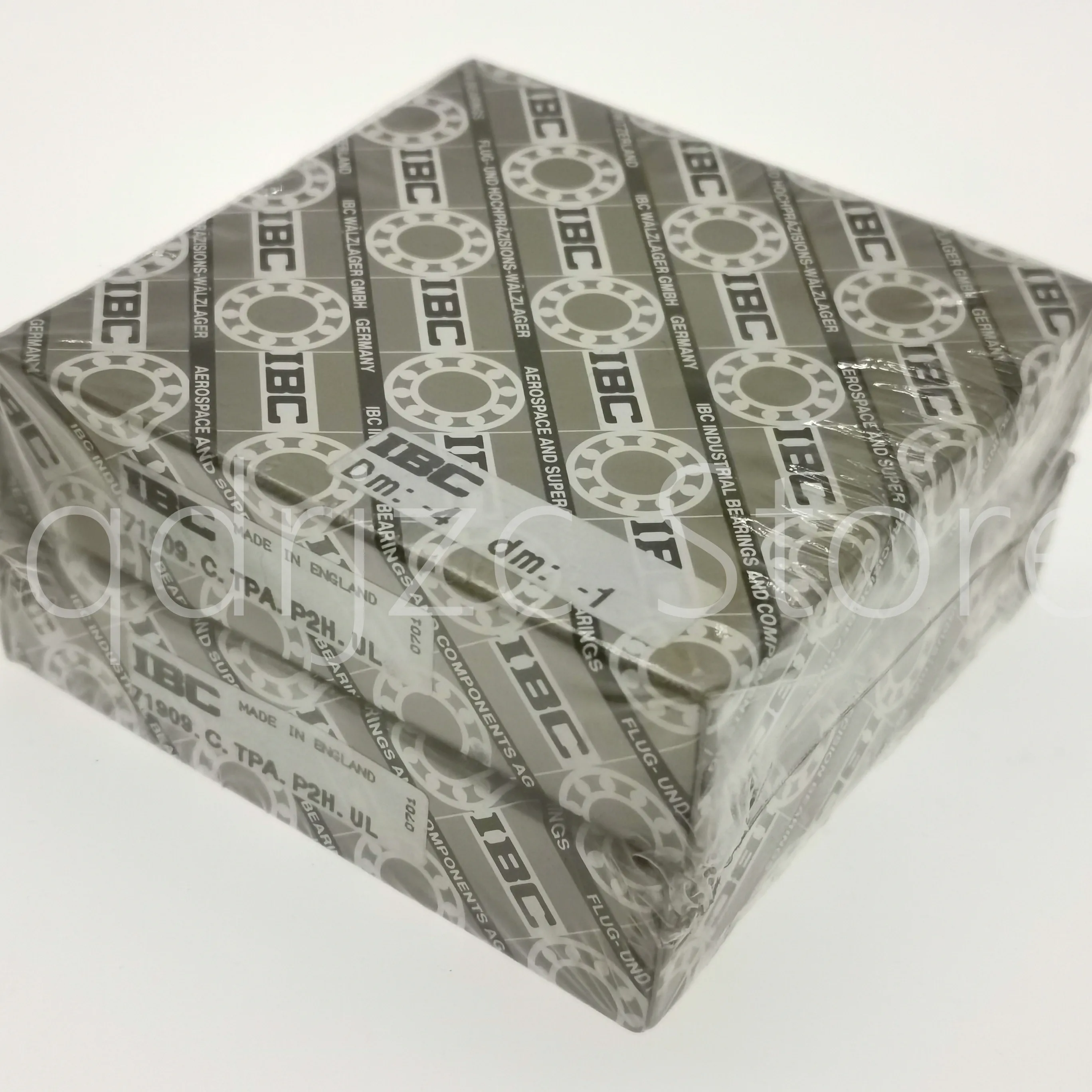 Ultra-Precision angular contact ball bearing 71909-C-TPA-P2H-UL