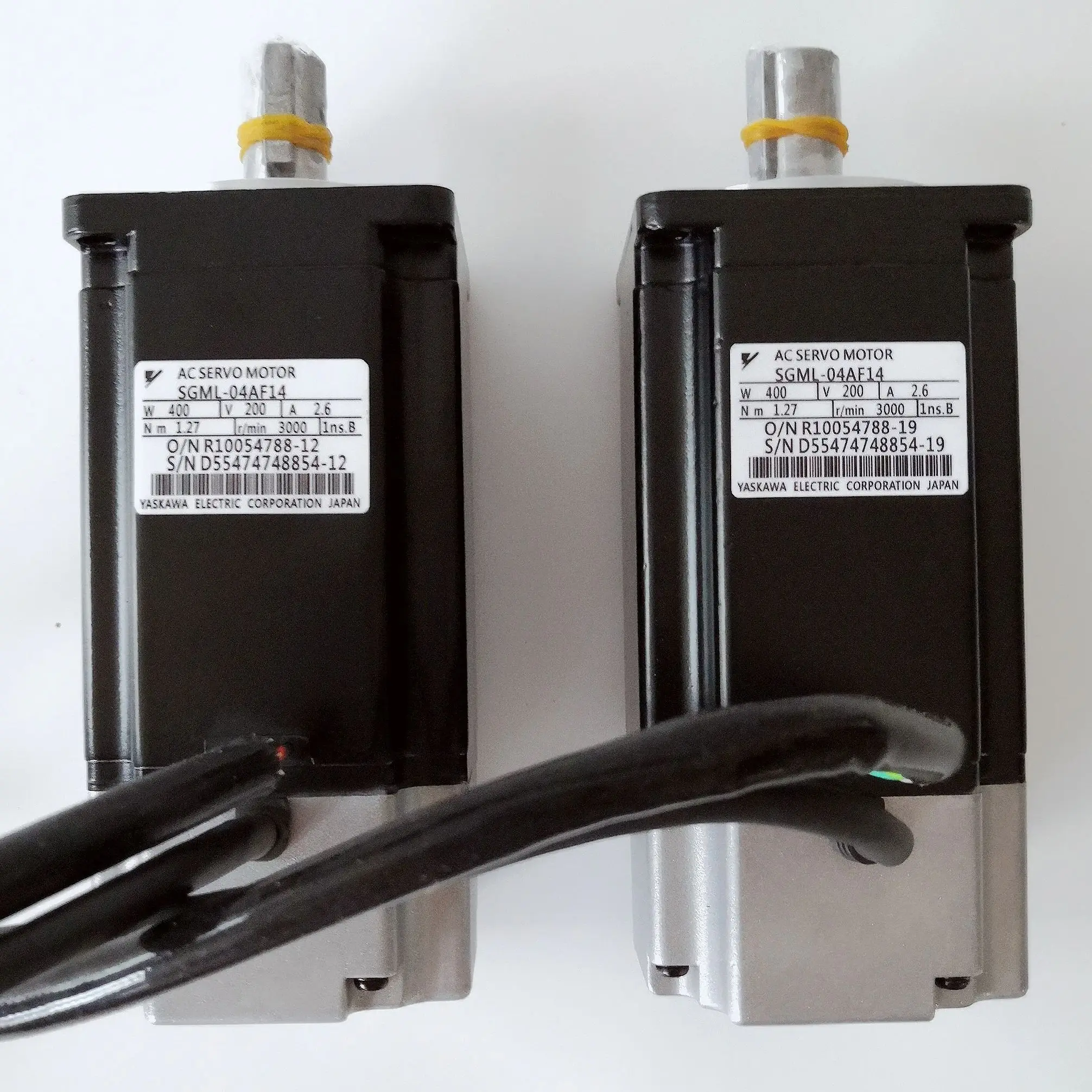 SGML-04AF14 tout nouveau servomoteur SGML 04AF14, expédition rapide