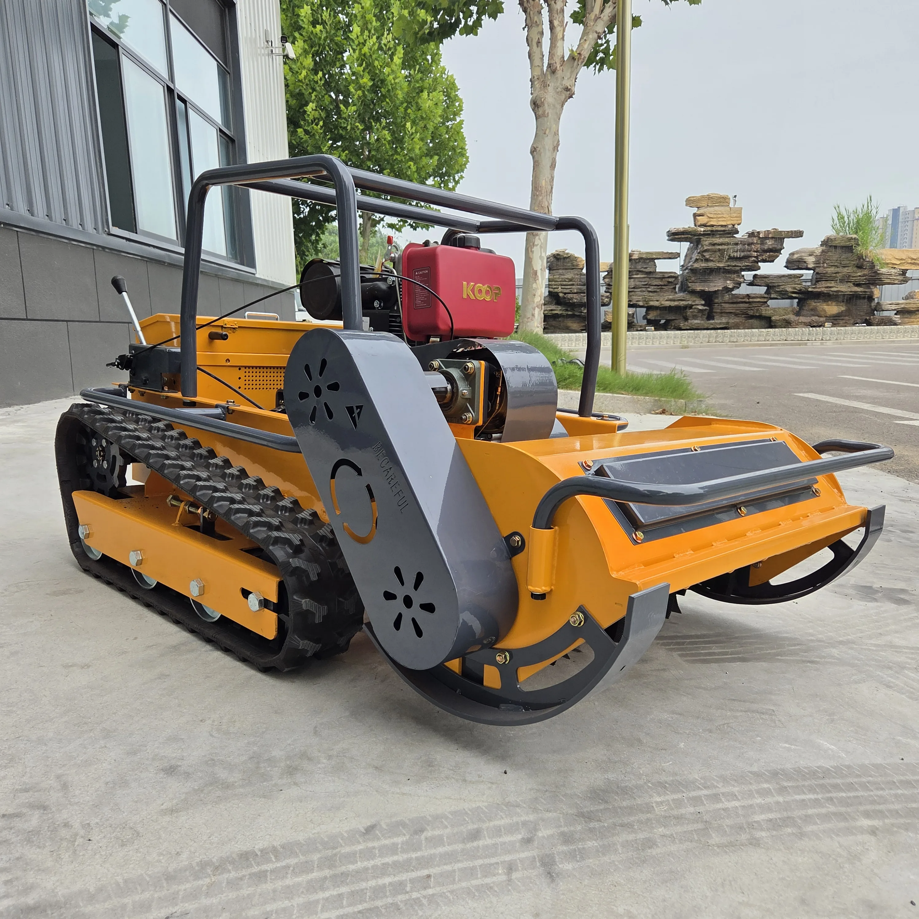 Customized 500mm 800mm 1000mm 1200mm CE EPA Diesel Engine All Terrain Agriculture Rubber Remote Control Robotic Flail Mower