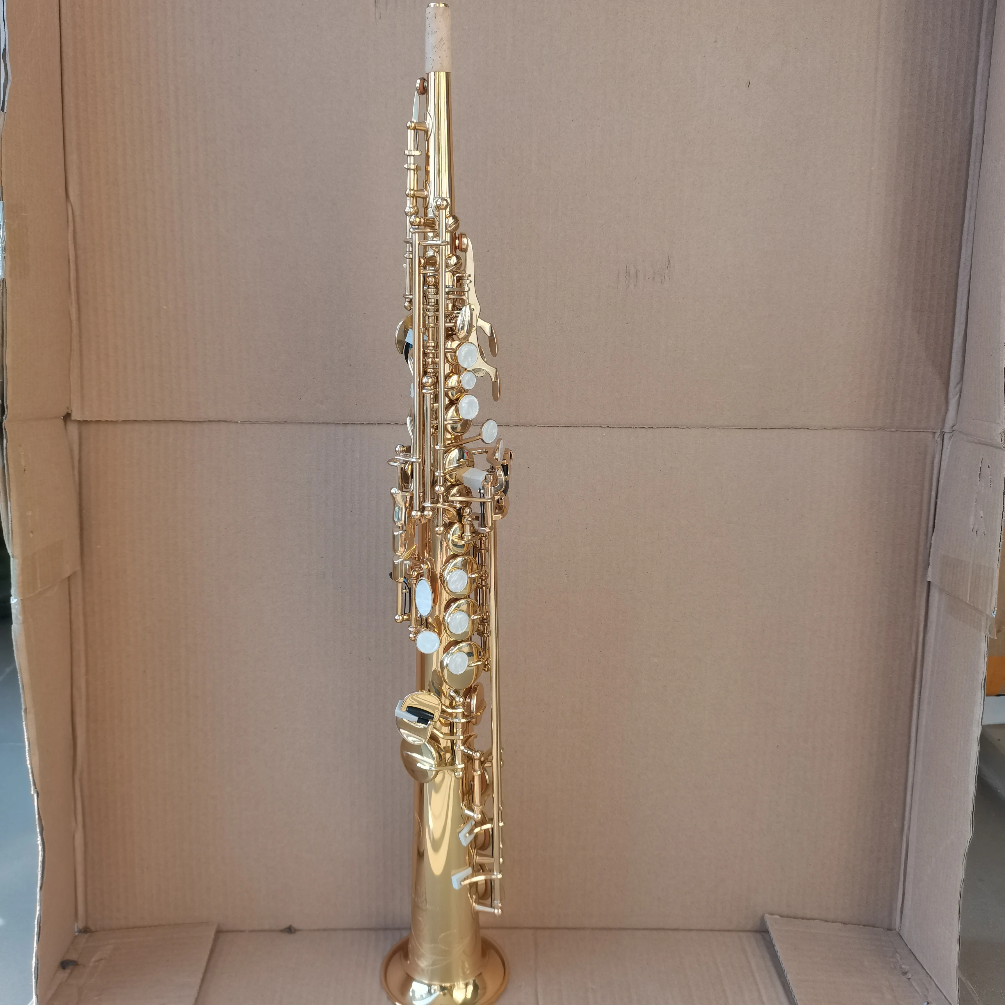 2025 new promotion 901 Soprano saxophone Lacquer gold yellow Alto saxophone Brass musical instrument Deep carved Flowers