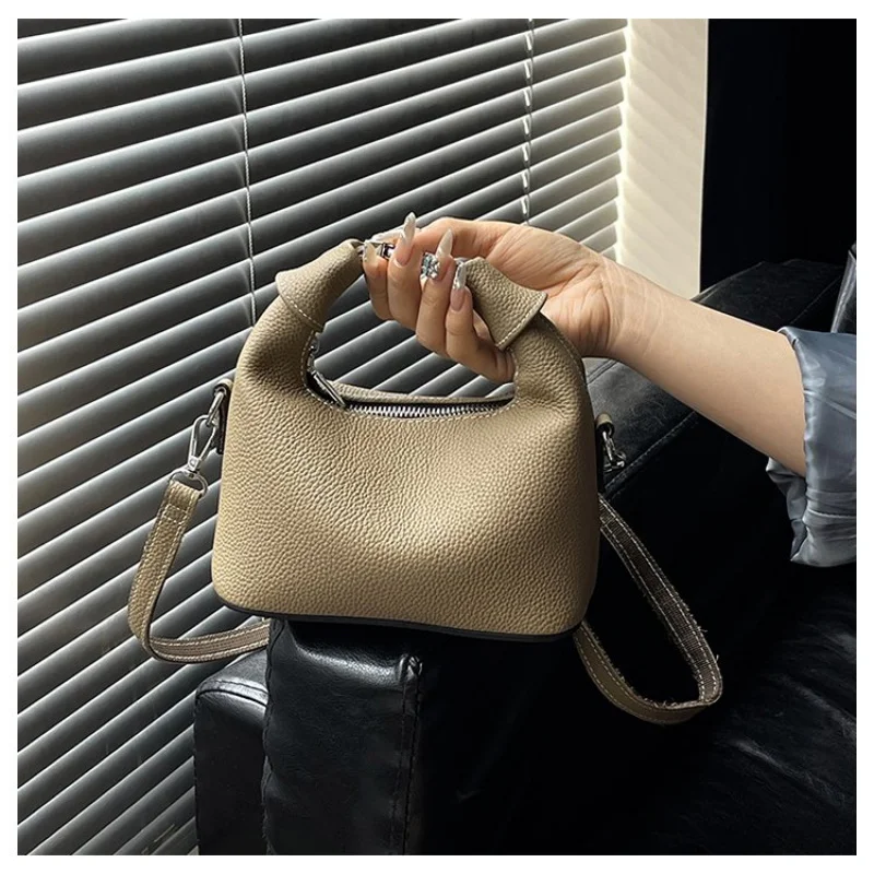 

Luxury Women's Shoulder Bag Made Of Garden-Printed Leather Boasting Paris Vintage Lightweight Soft Daily Refined Look​