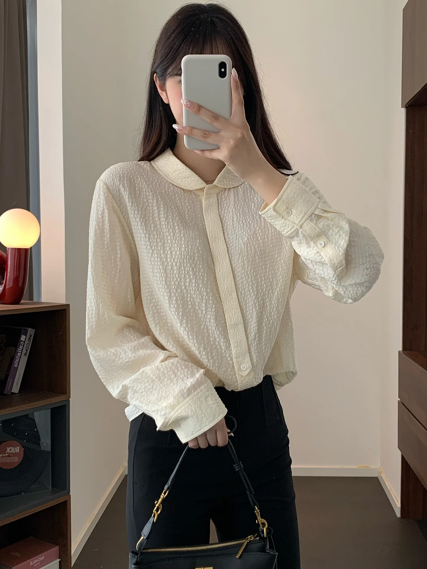 

Элитная плотная шелковая рубашка с длинным рукавом, маленьким воротником, фактурная, комфортная, приятная к телу, универсальная для повседневной носки