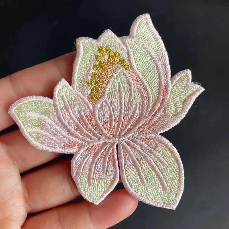 9 Stück, 1 Stück/Lotusblumen-Applikationsaufnäher zum Aufbügeln, Stoffblumen-Stickerei zum Aufbügeln für Kleidung, Kleider, Cheongsam – Detail 6