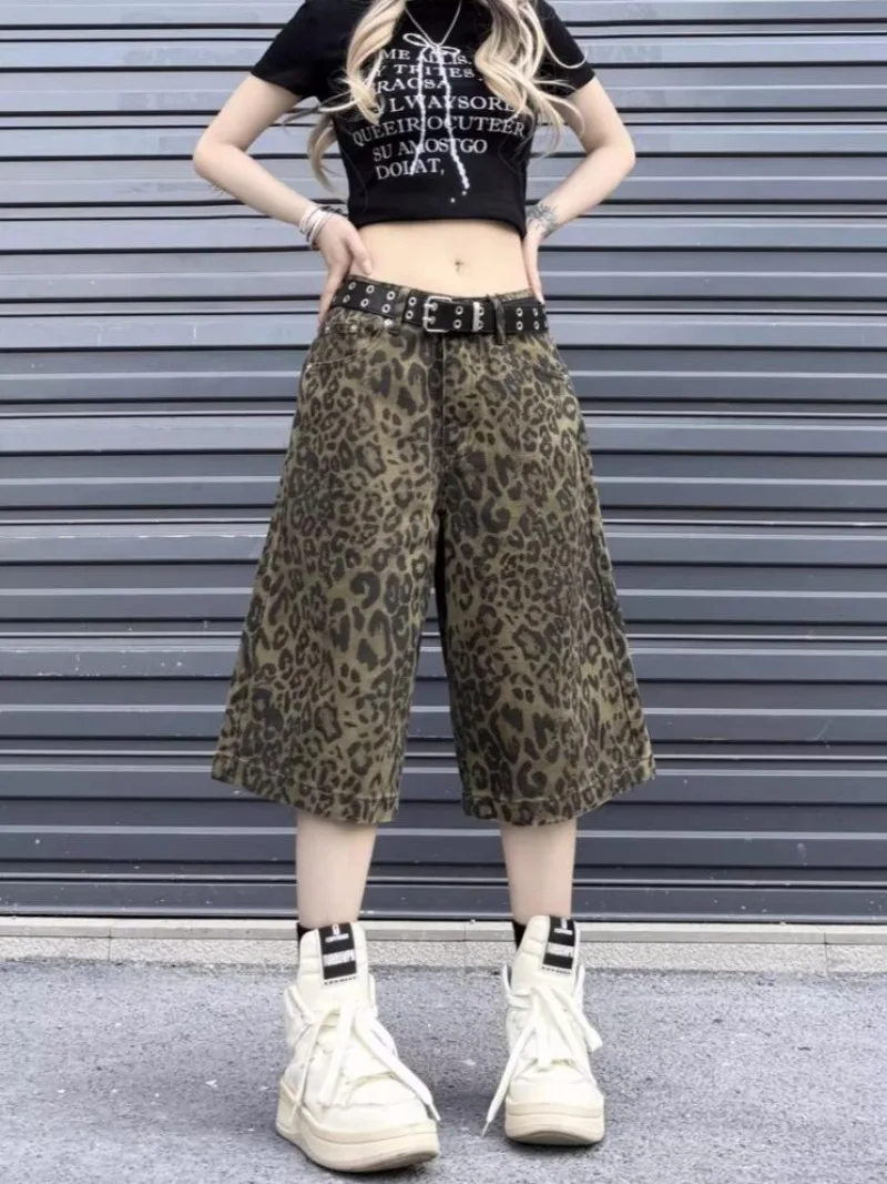 Vintage Leopard Print Design Seven-point Trousers Street Personality Trendy Jeans Shorts Women High Street American Fashion Jean