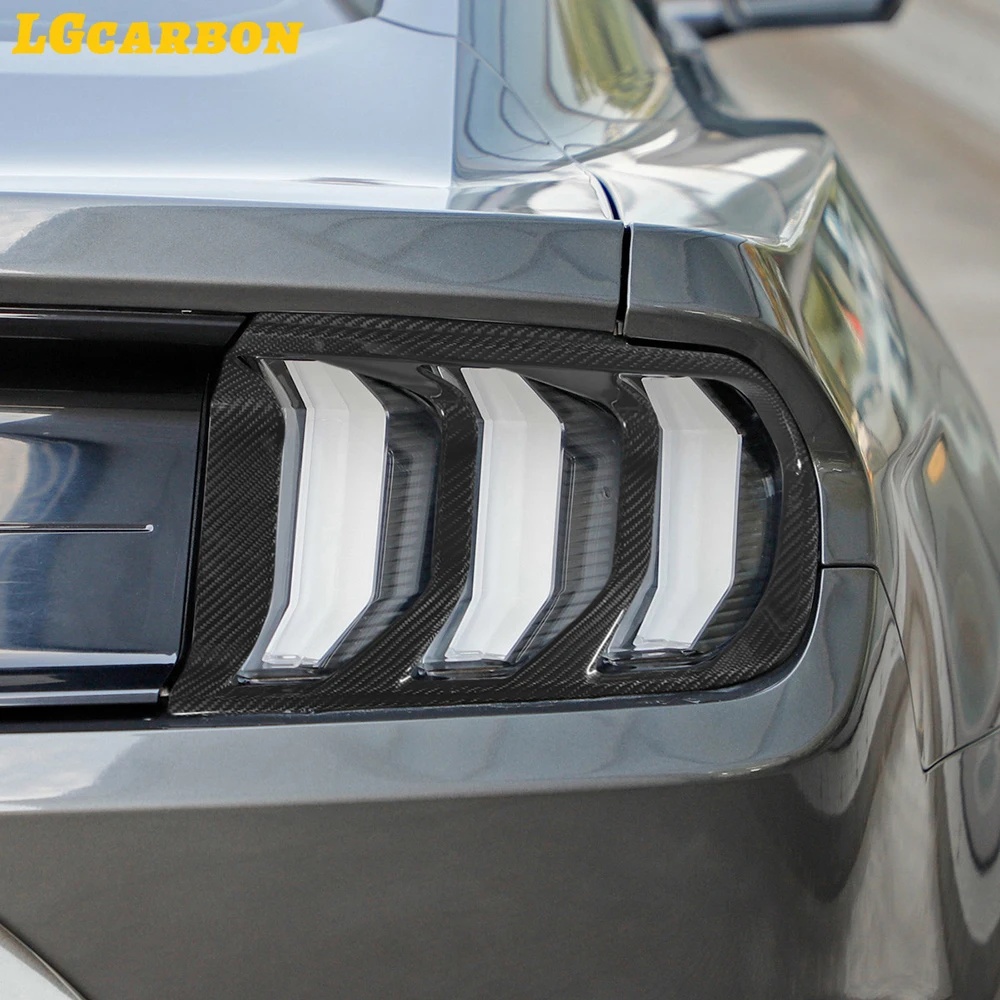 LGcarbon Fibra De Carbono Tail Light Trim, Lâmpada traseira Frame Case Capa para Ford Mustang 2014-2021, Decoração para amortecedor traseiro do carro