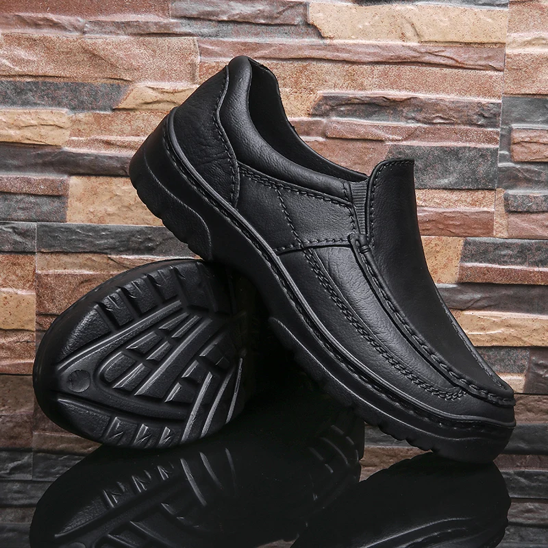 2024 Men casual shoes garden clogs waterproof non-slip chef shoes EVA slip-on black leather shoes outdoor fishing shoes 39-46