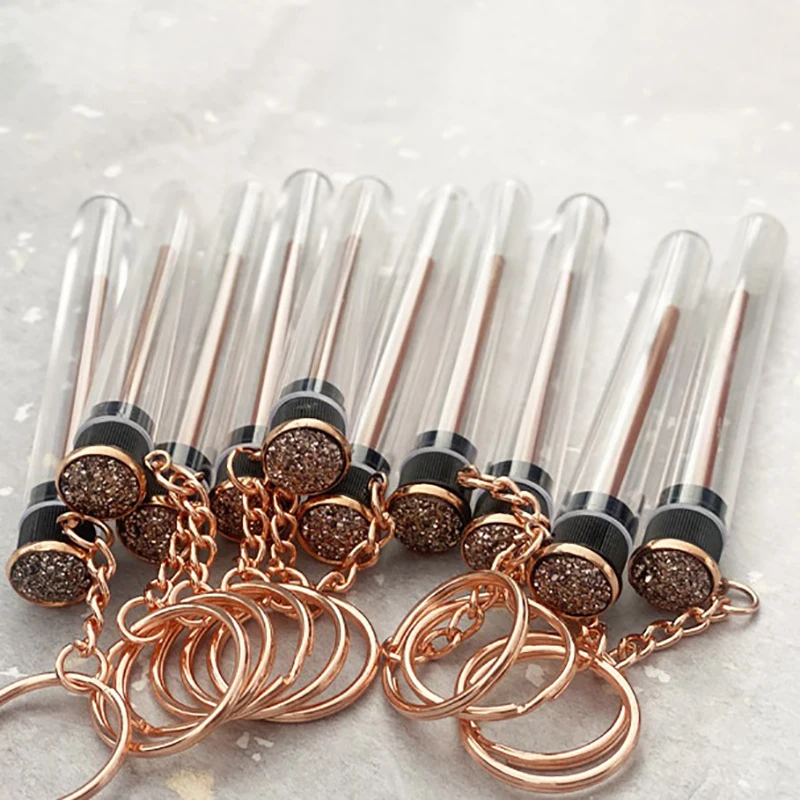Porte-clés en tube de brosse à cils réutilisable doré, conteneur de bobine de cils en plastique, baguettes de mascara scintillantes, porte-clés