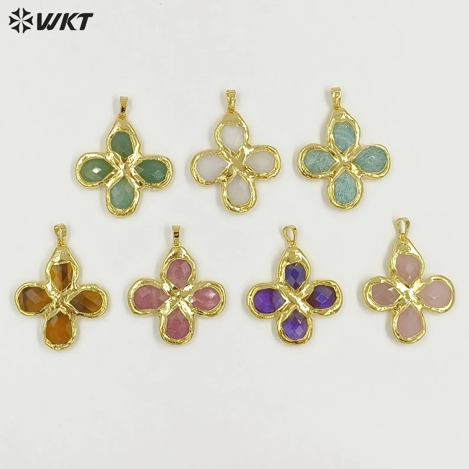 

WT-P2055 Beautiful Trendy Niche-design Gemstone Flower Shape Pendant With 18K Real Gold Plated For Women Daily ACC