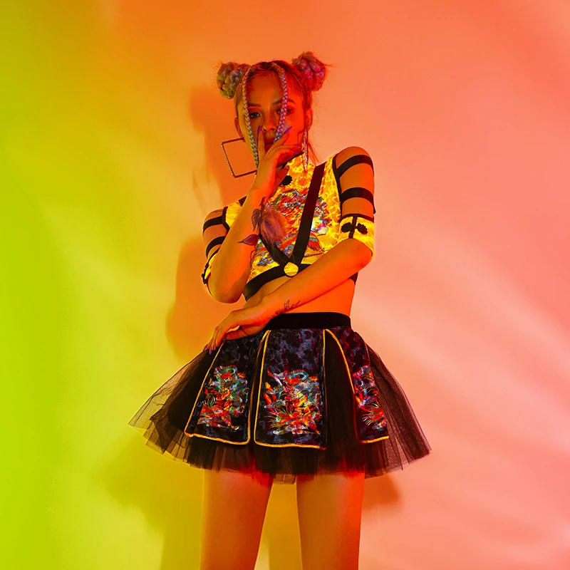 ชุดเต้นแจ๊สผู้ใหญ่ผู้หญิงเซ็กซี่ไนท์คลับโกโกส ดีเจเสื้อผ้าสไตล์จีนนักร้องการแสดงสวมใส่ปาร์ตี้เวทีชุด BL5268