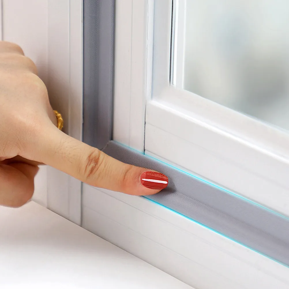 

1Pcs Door Bottom Seal Strip Self-Adhesive Weatherstrip for Windproof Soundproof Insulation Sealing Strip for Doors Windows Ac