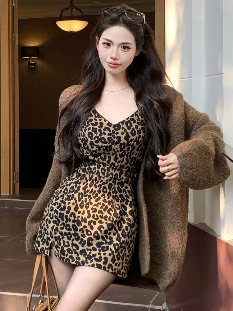 

Sexy Knitted Sweater Coat Loose Straight Slimming Cardigan Korean Style Winter Casual Wear for Young Women 18-24 Years Old